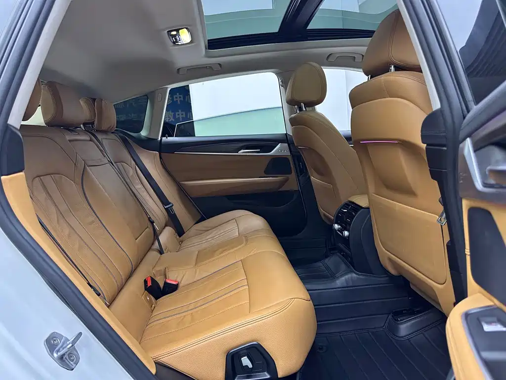 BMW 6 Series GT — миниатюра 14