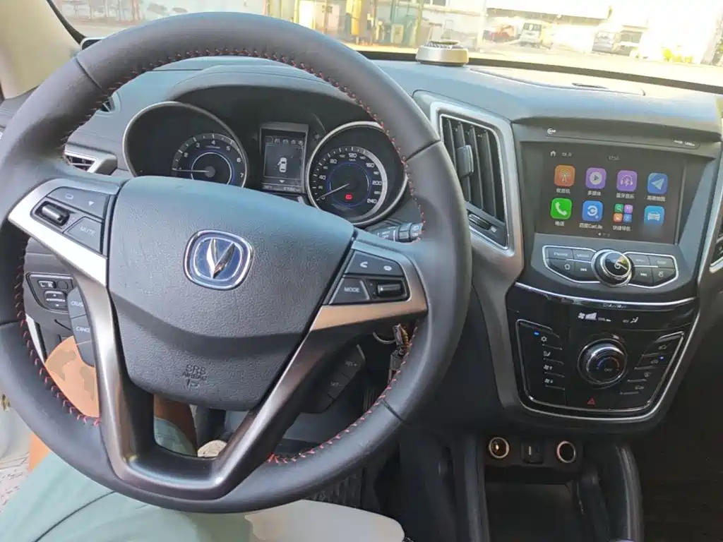 Changan CS35 — миниатюра 10