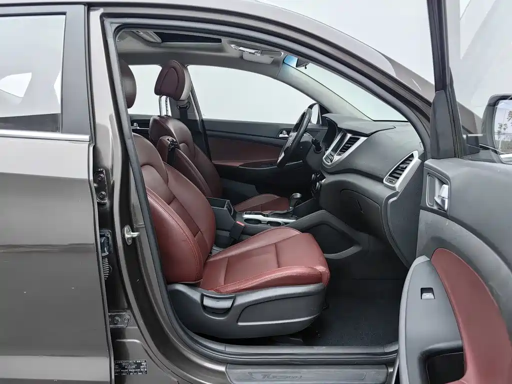 Hyundai Tucson — миниатюра 23
