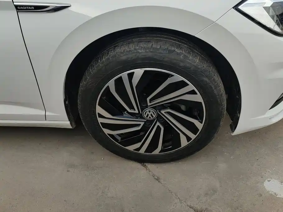 Volkswagen Sagitar — миниатюра 6