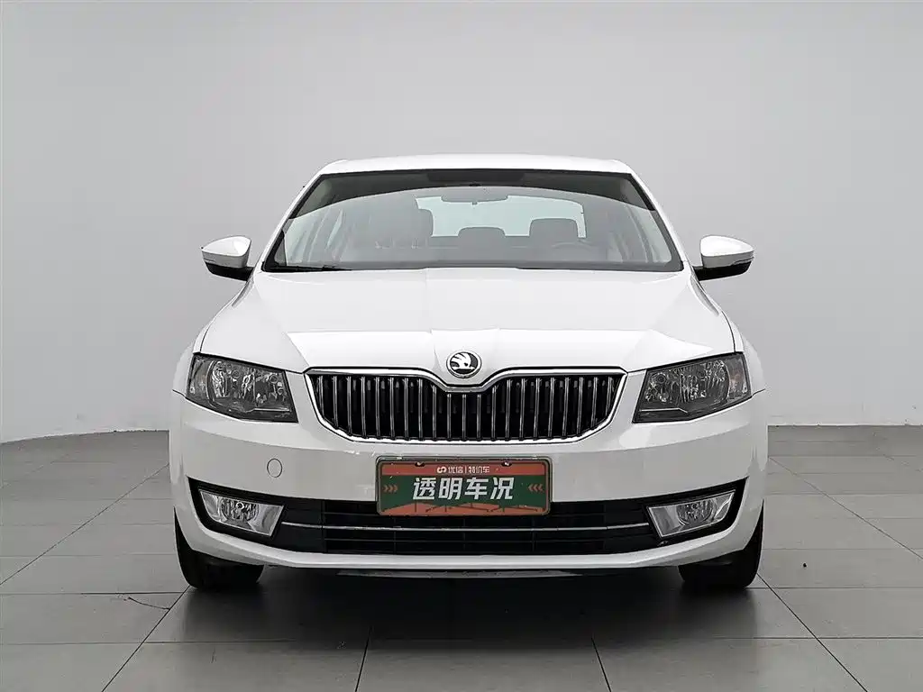 Skoda Octavia 2015 1.6L AT