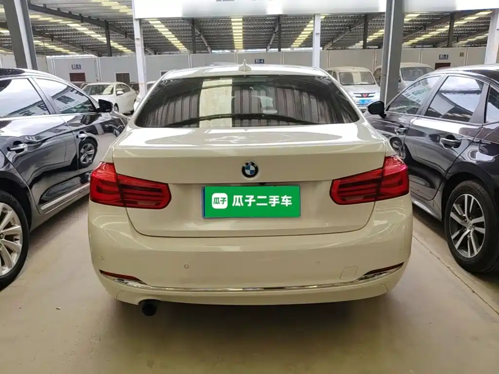 BMW 3 Series — миниатюра 6