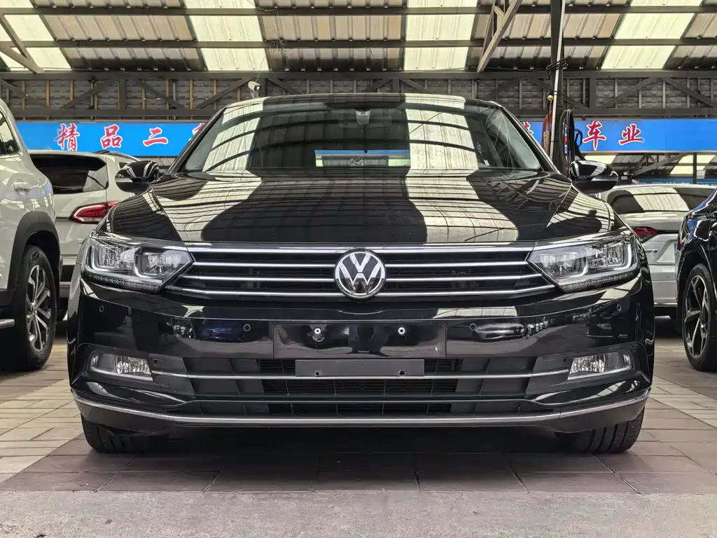Купить Volkswagen Magotan