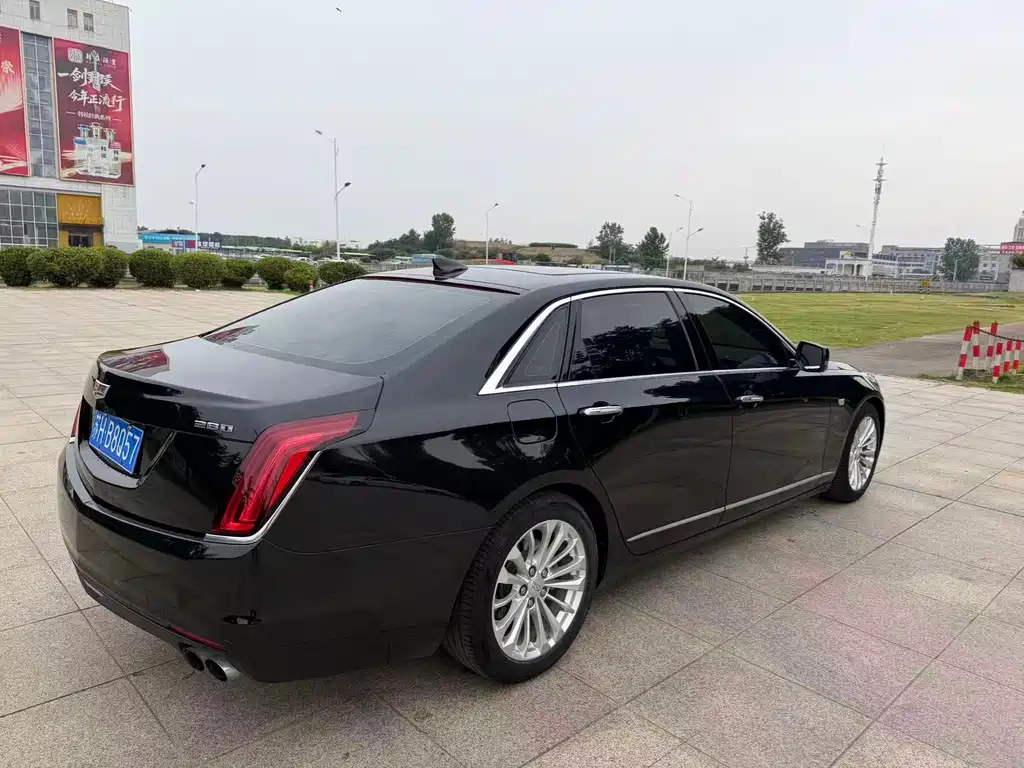Cadillac CT6 28T Luxury Type, фото 9