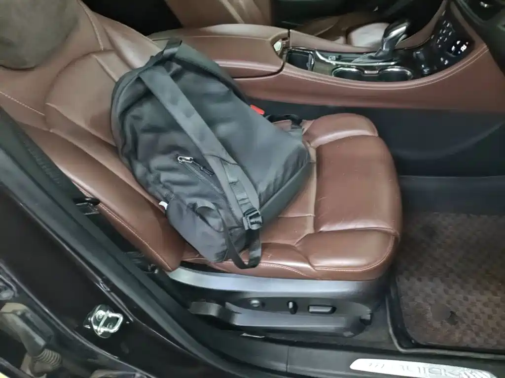Buick Envision Plus — миниатюра 25