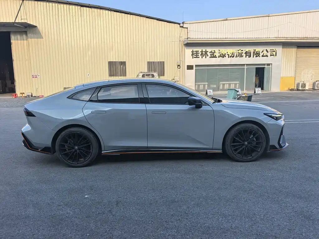 Changan UNI-V — миниатюра 2