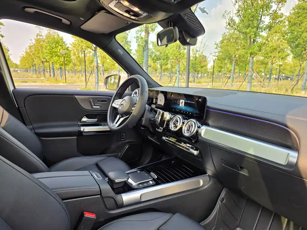Mercedes-Benz EQB — миниатюра 19