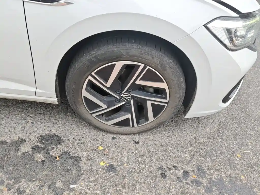 Volkswagen Sagitar — миниатюра 24