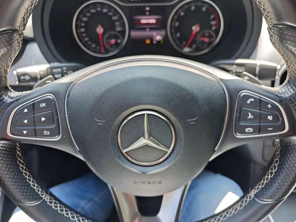 Mercedes-Benz B-Class — миниатюра 17