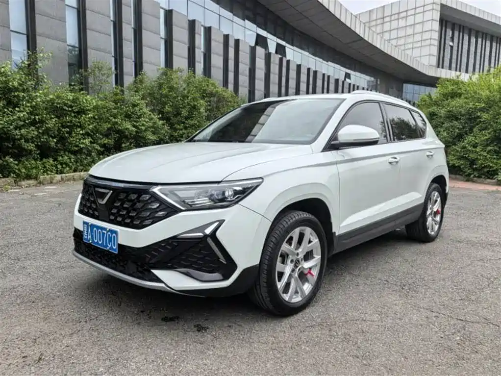Купить Jetta VS5