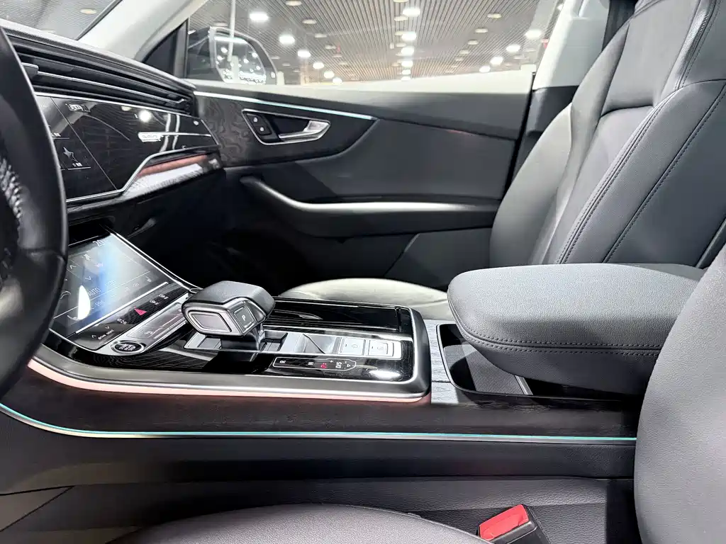Audi Q8 — миниатюра 7