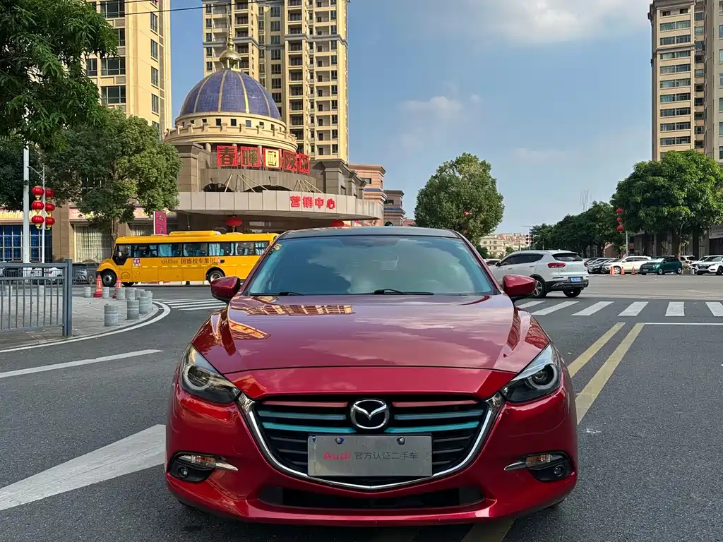 Mazda 3 Axela — миниатюра 2