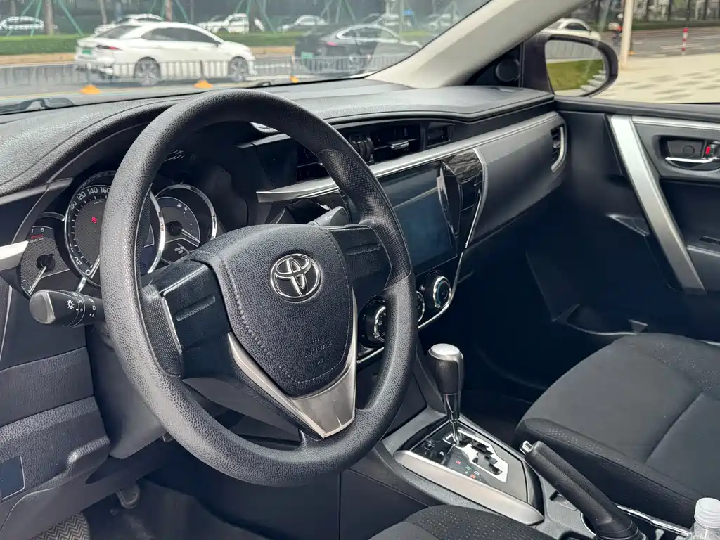 Toyota Corolla — миниатюра 9