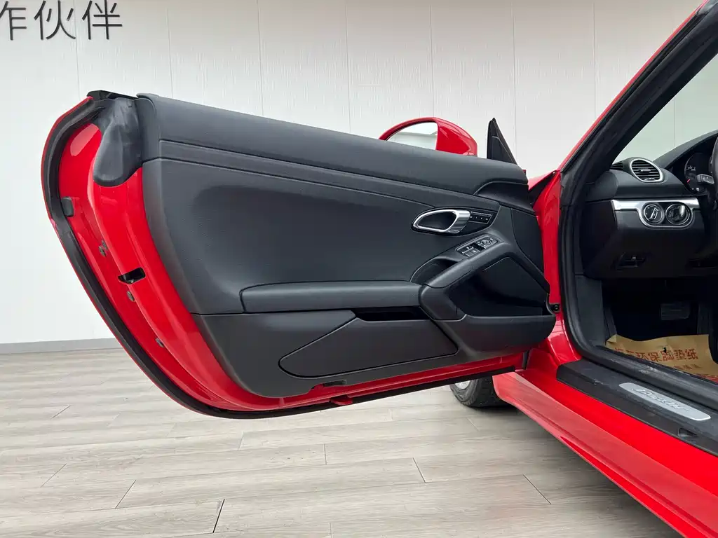 Porsche 718 2018 Boxster 2.0T