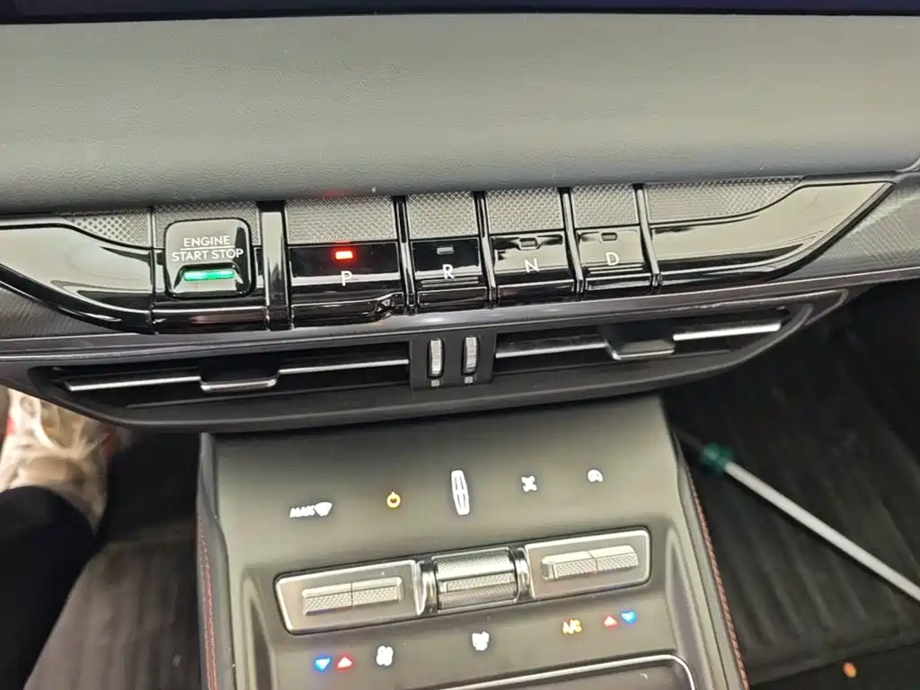 Lincoln Z — миниатюра 14