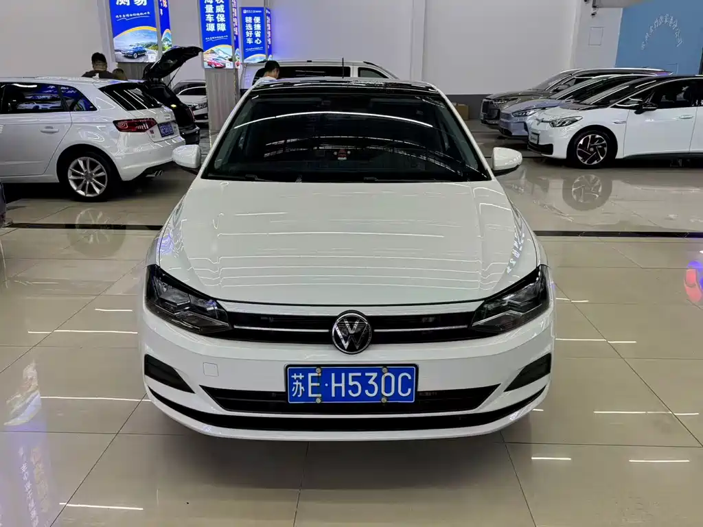 Volkswagen Polo — миниатюра 2
