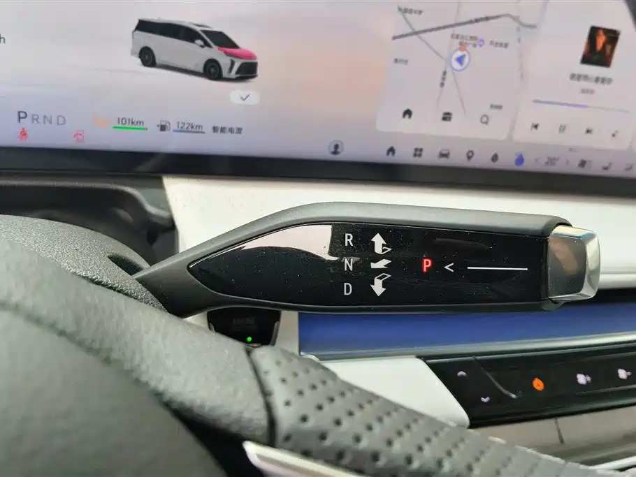 BUICK GL8 NEW ENERGY