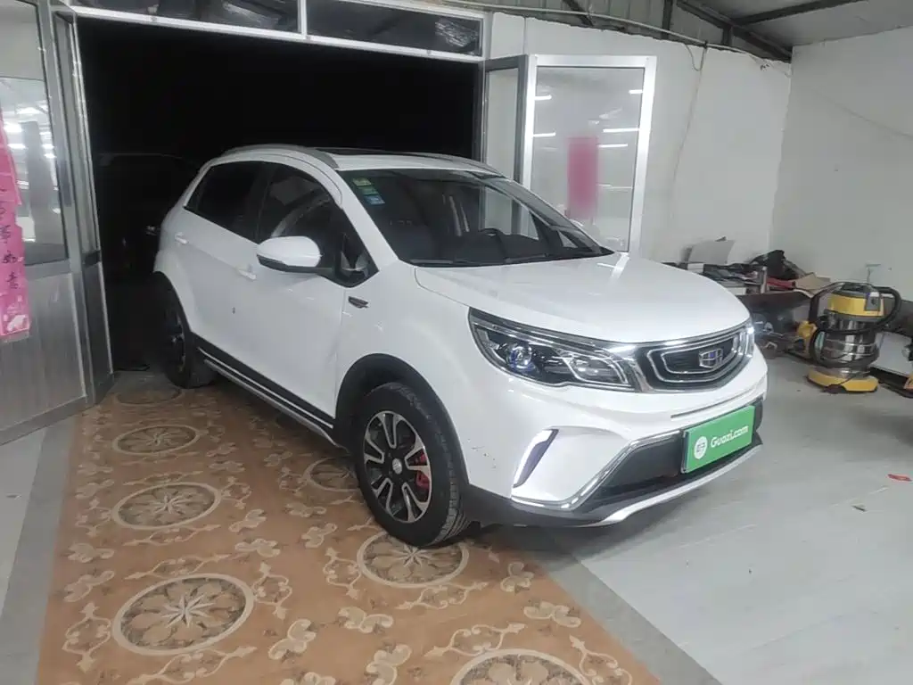 Geely Vision X3 — миниатюра 4