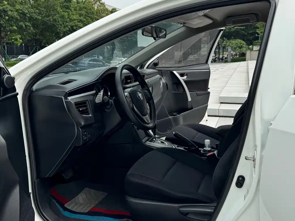 Toyota Corolla — миниатюра 11