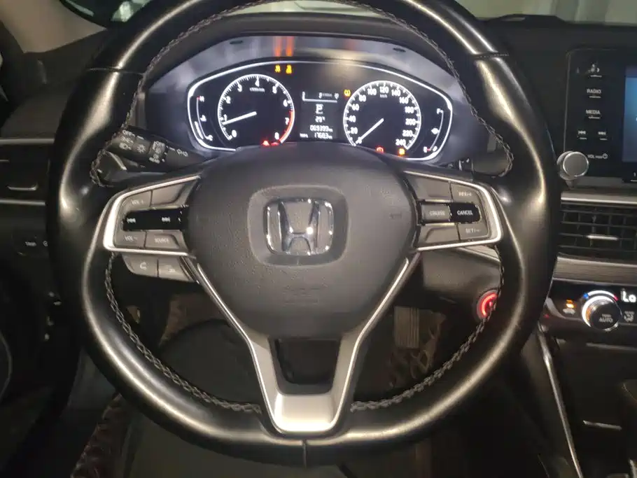 Honda Accord — миниатюра 15