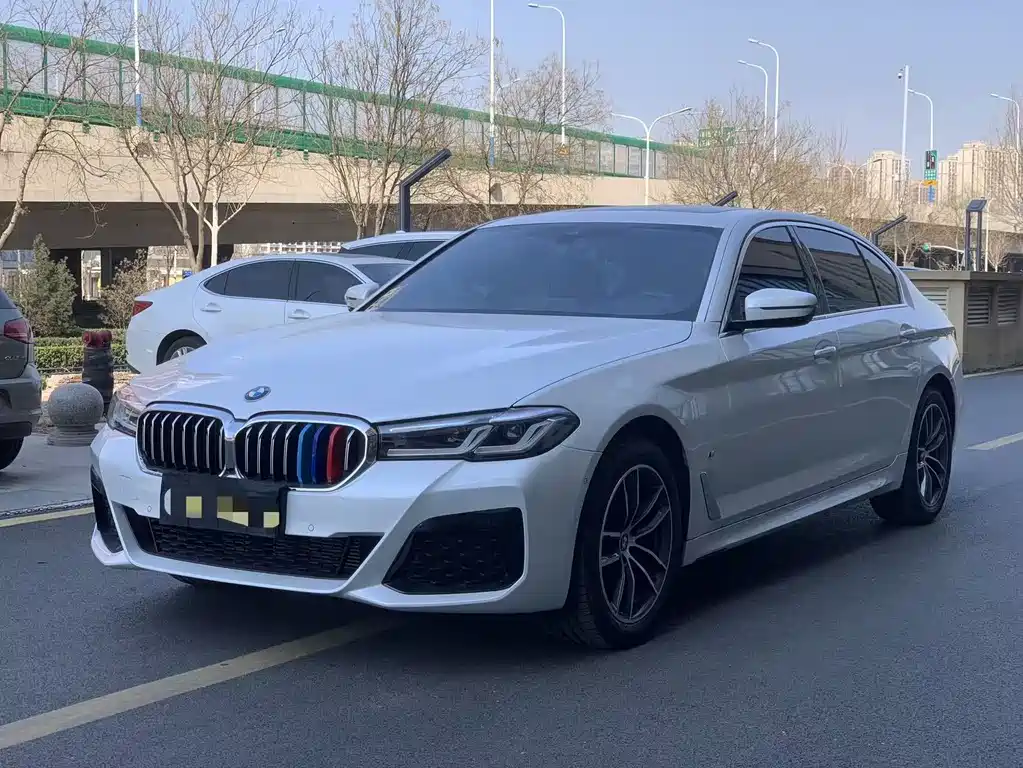 BMW 5 Series 2024