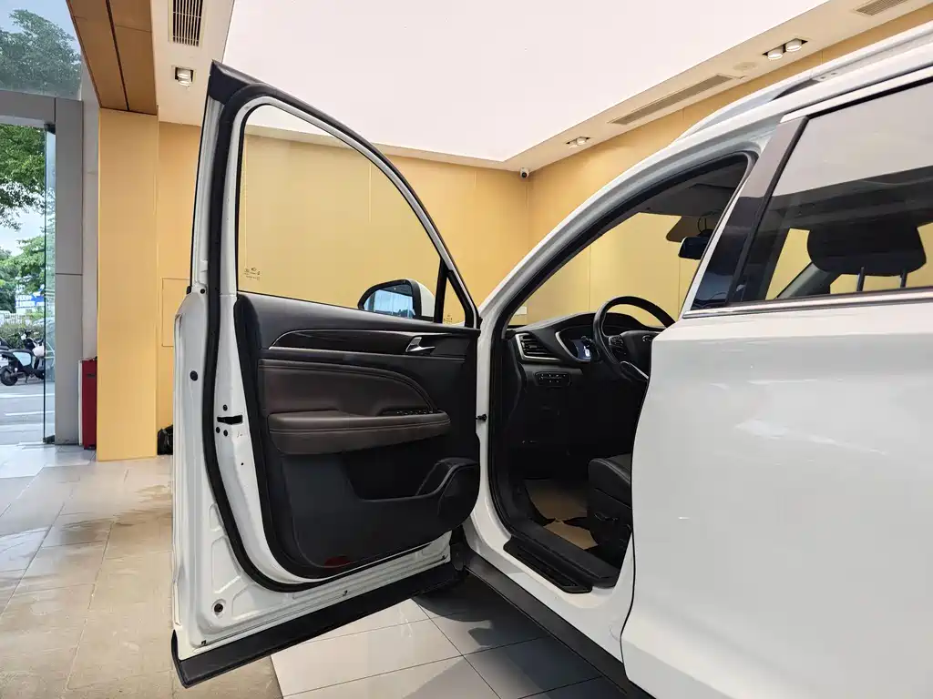 GAC GS5 2019 270T AT Luxury
