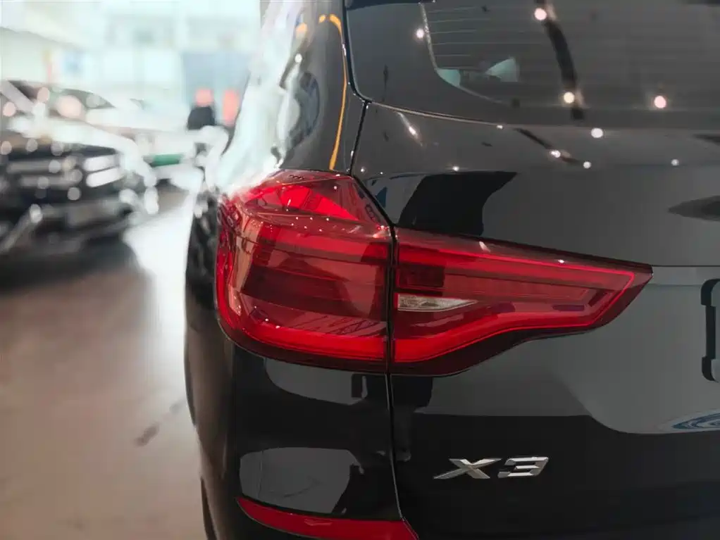 BMW X3 2021 xDrive28i Luxury