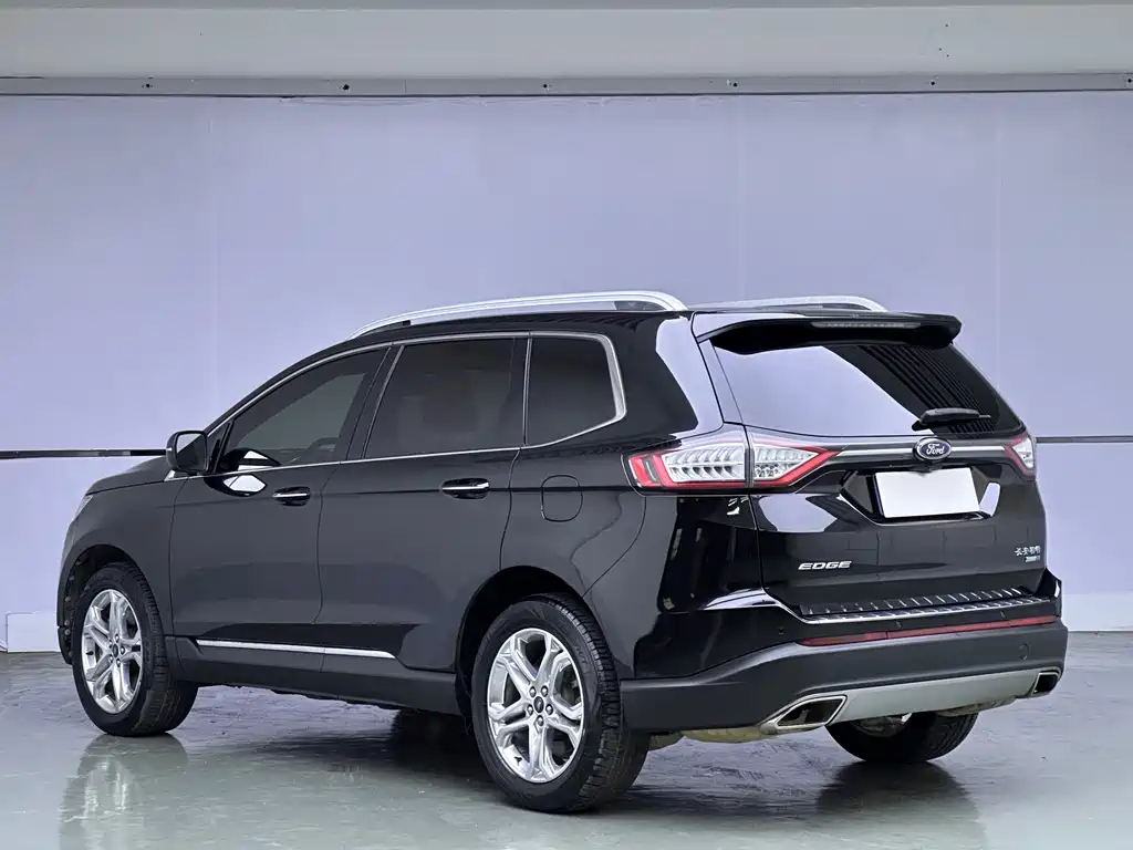 Ford Edge — миниатюра 4