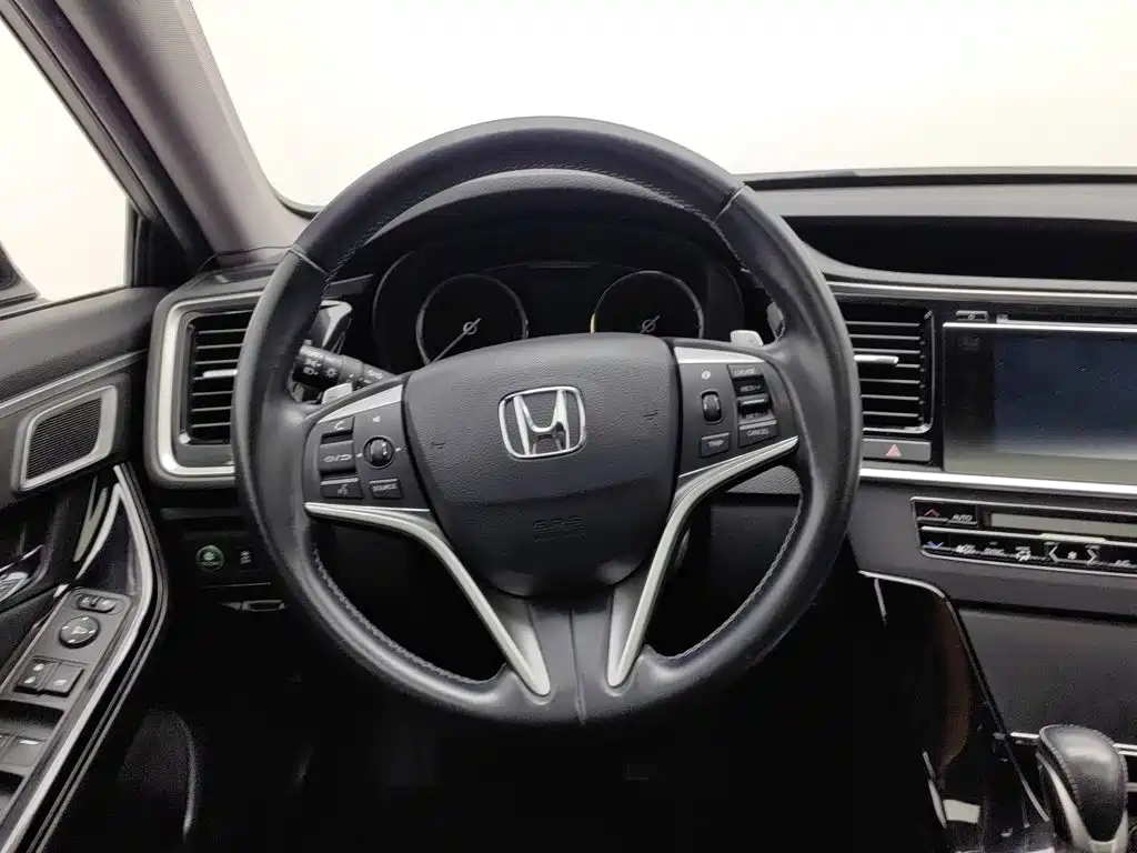 Honda Spirior — миниатюра 11