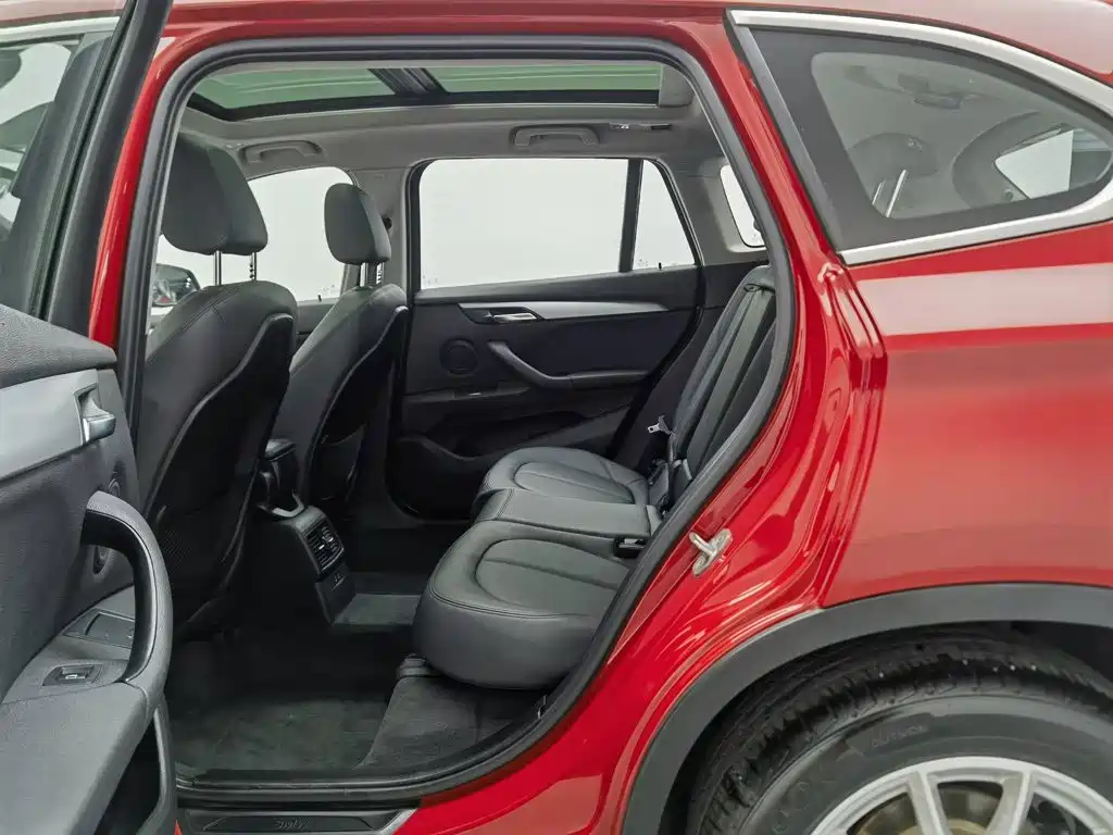 BMW X1 — миниатюра 15