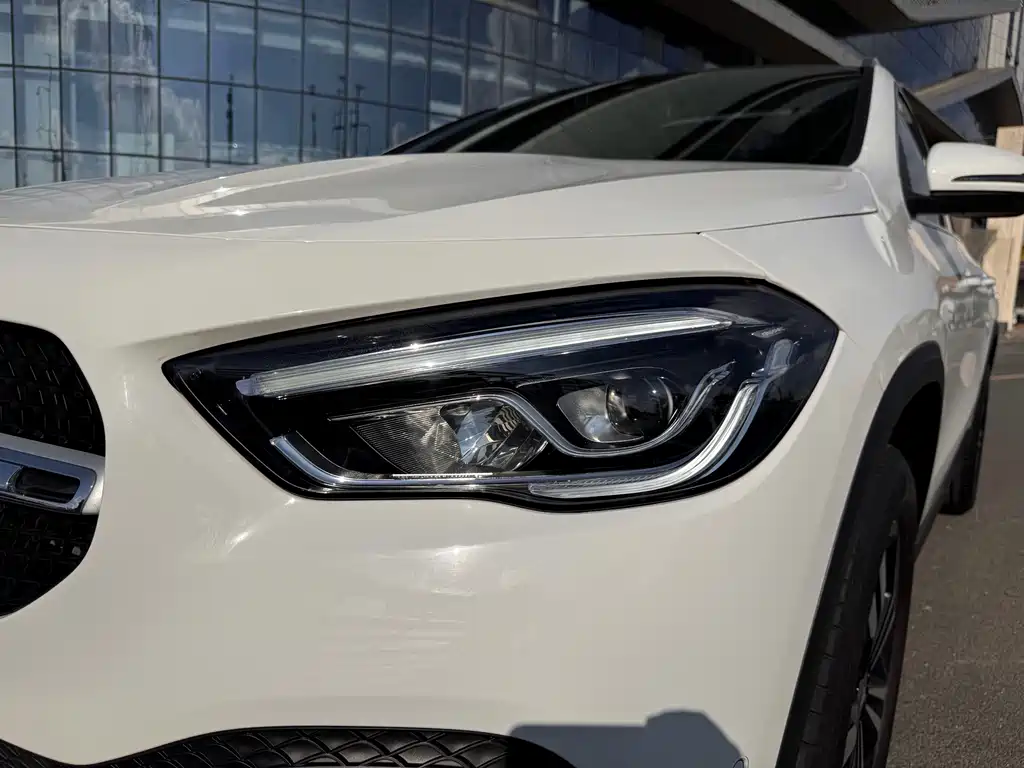 Mercedes-Benz GLA — миниатюра 4