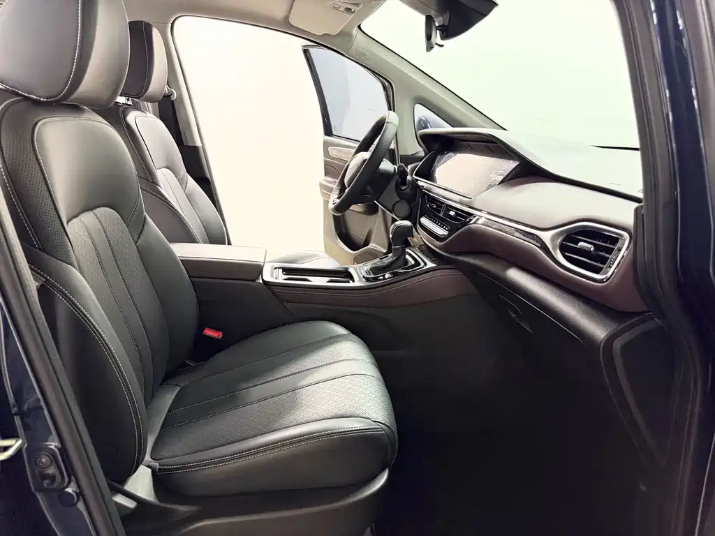 GAC Motor Trumpchi M6 — миниатюра 8
