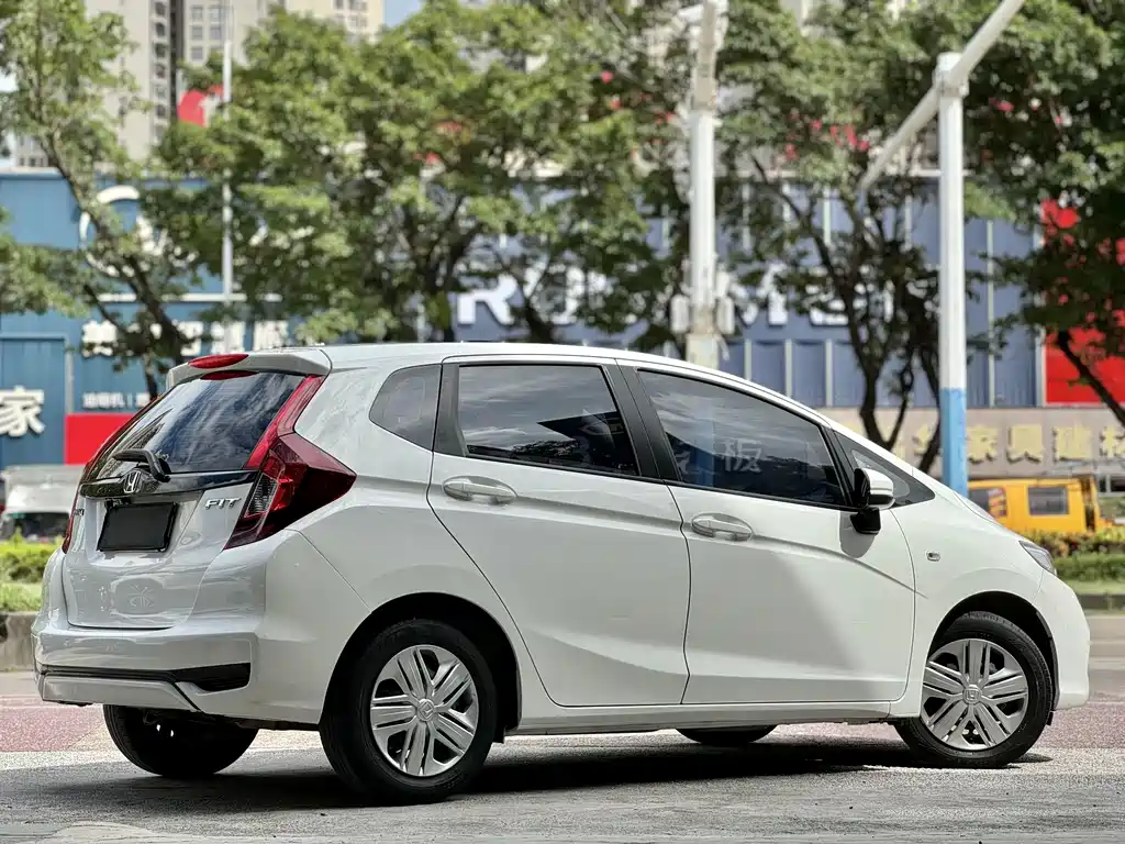 Honda Fit 2018 1.5L CVT Comfort