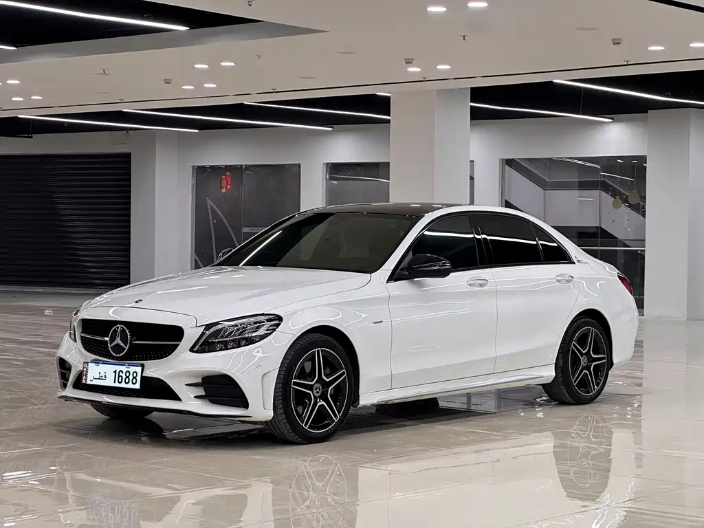 Mercedes-Benz C-Class — миниатюра 2