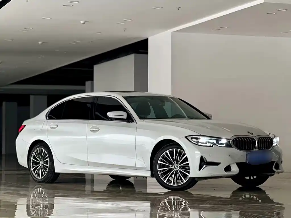 BMW 3 Series — миниатюра 3