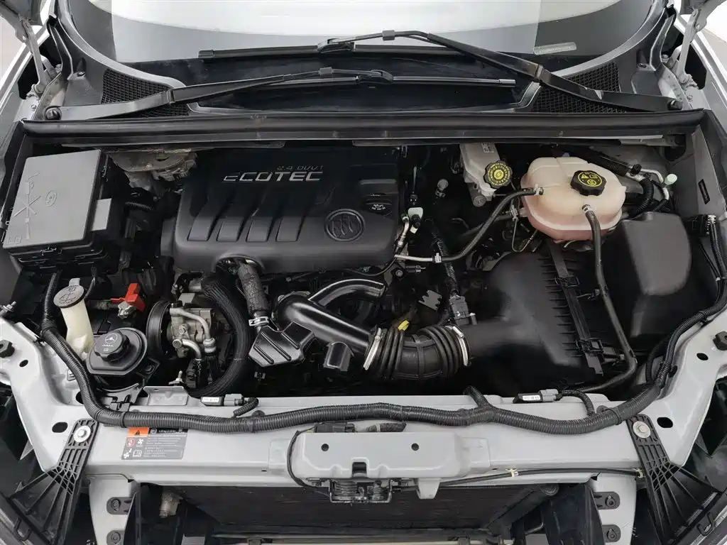 Buick GL8 2014 2.4L