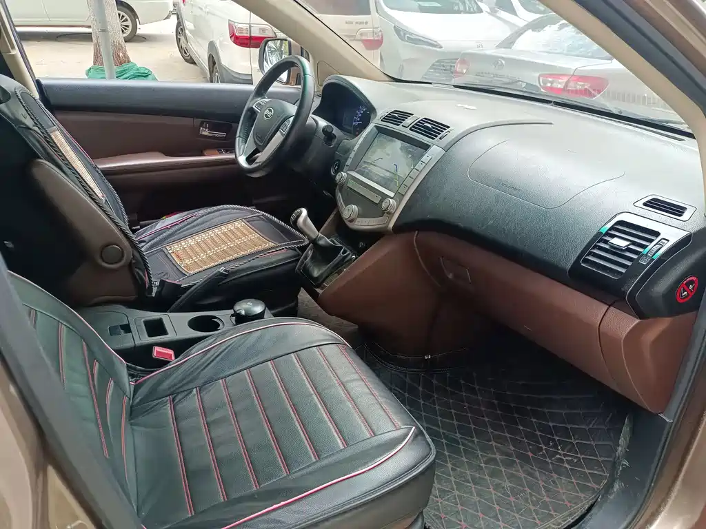 BYD S6 — миниатюра 5