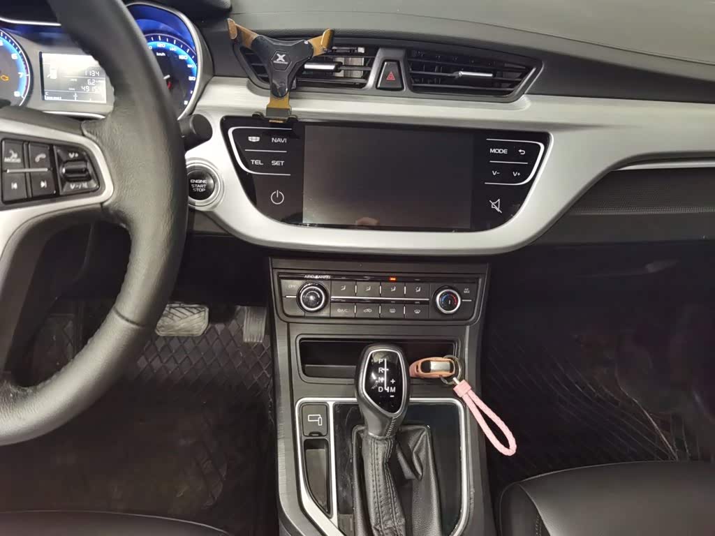 Geely Vision 1.5 л 2021 г. Белый, пробег 49100 км