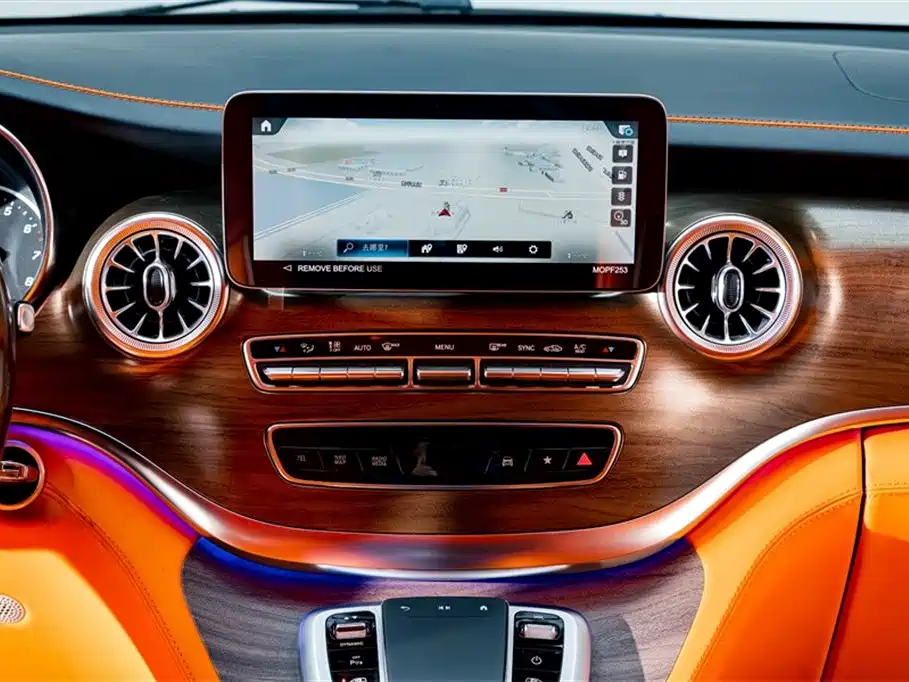 MERCEDES-BENZ V CLASS