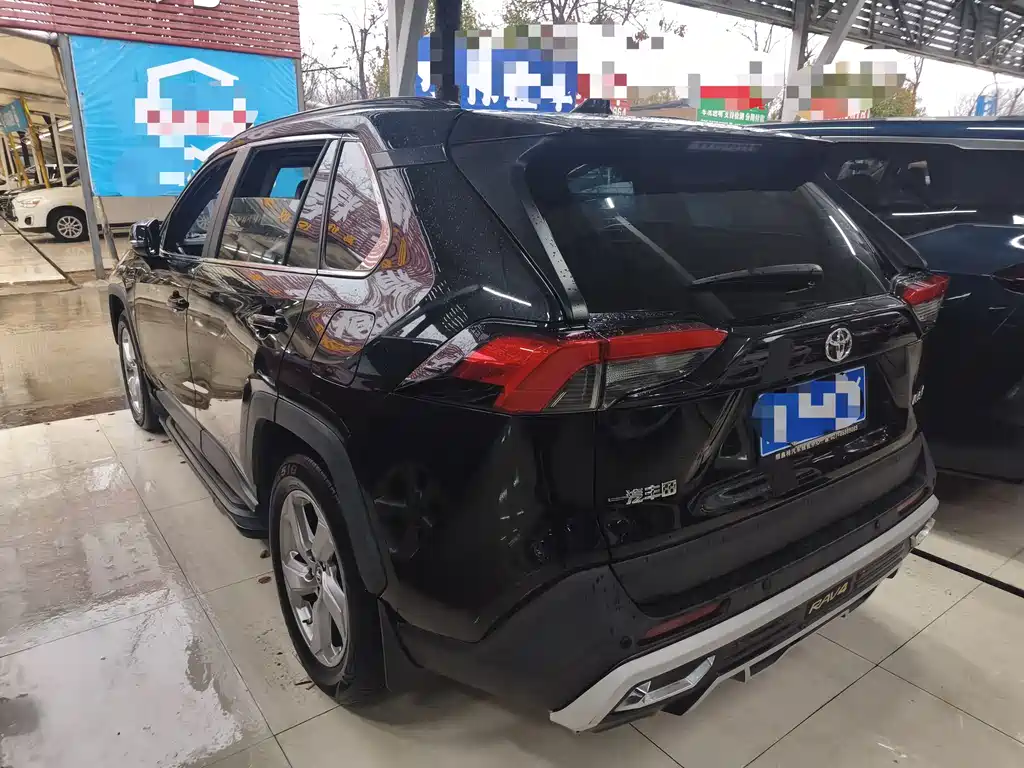 TOYOTA RAV4 RONGFANG