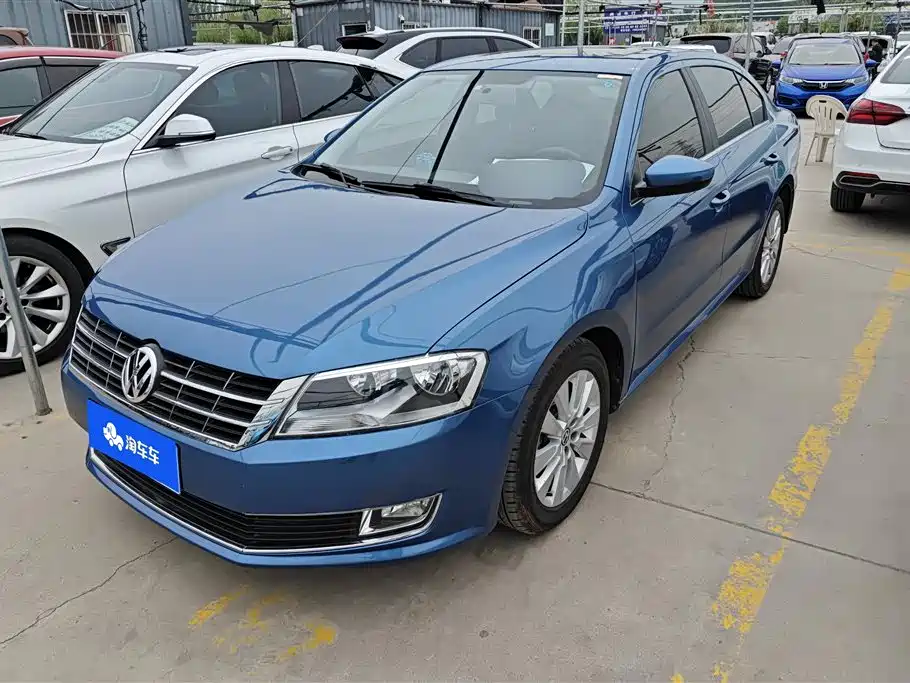 Volkswagen Lavida 2013