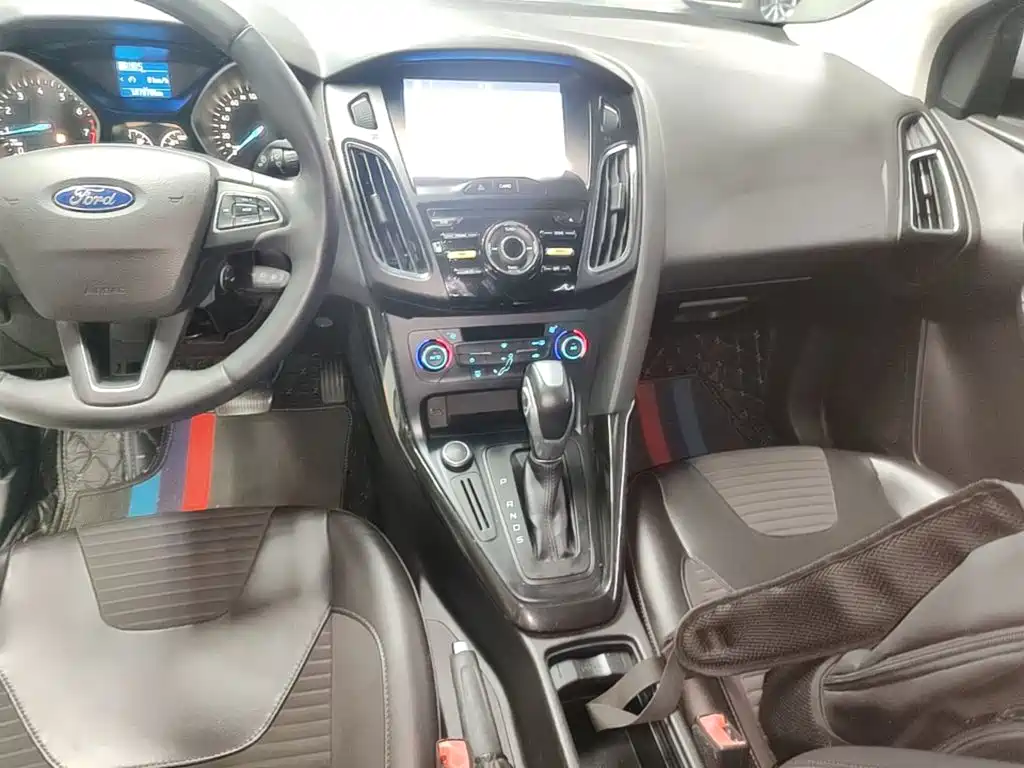 Ford Focus — миниатюра 14