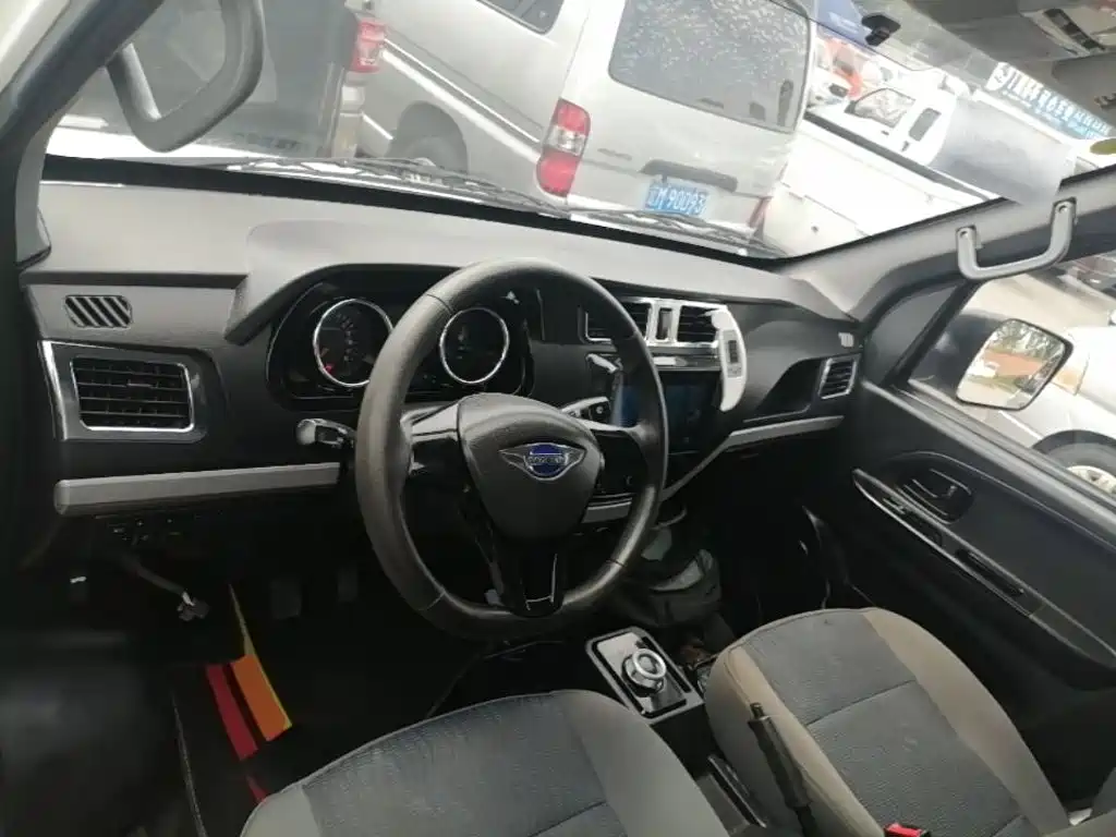 Foton EV6 — миниатюра 10