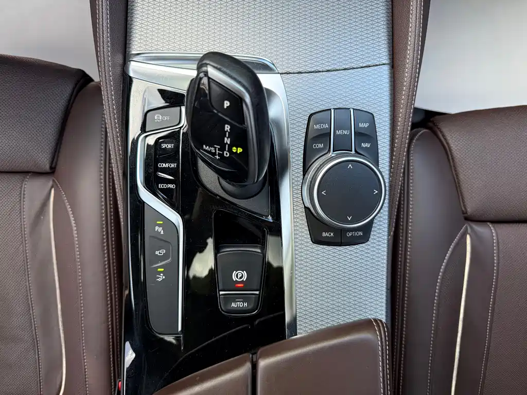 BMW 6 Series GT — миниатюра 11