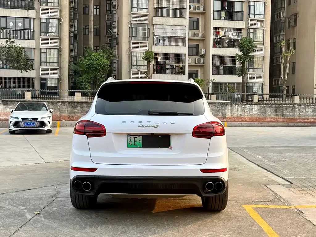 PORSCHE CAYENNE NEW ENERGY