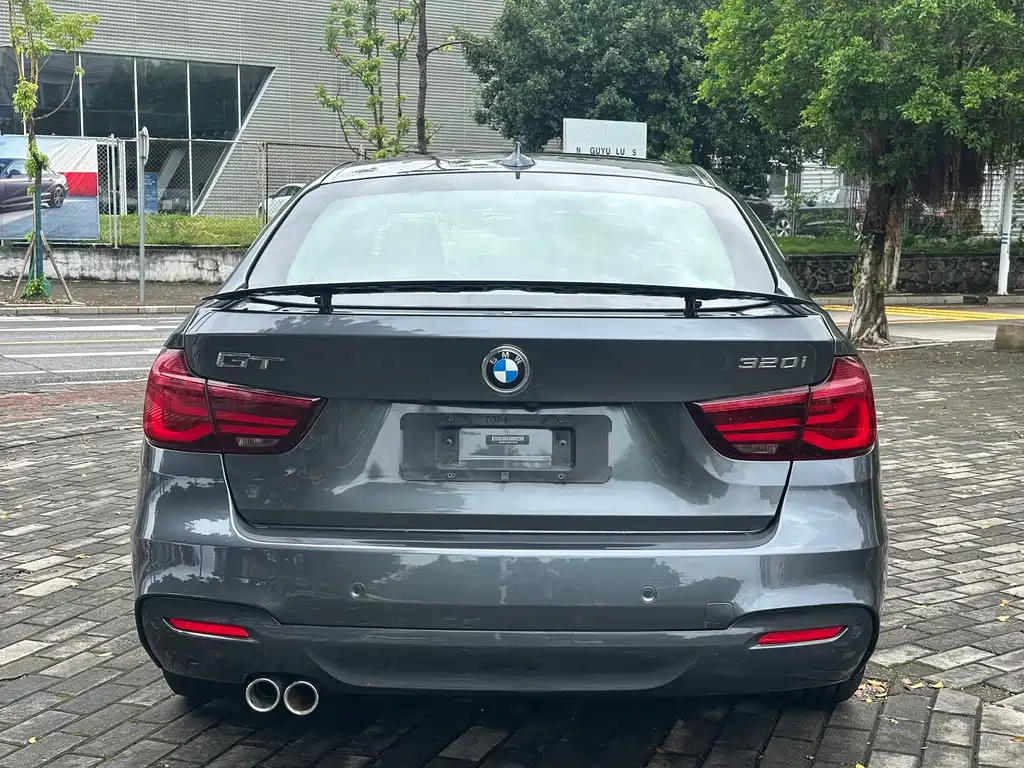 BMW 3 Series GT — миниатюра 5
