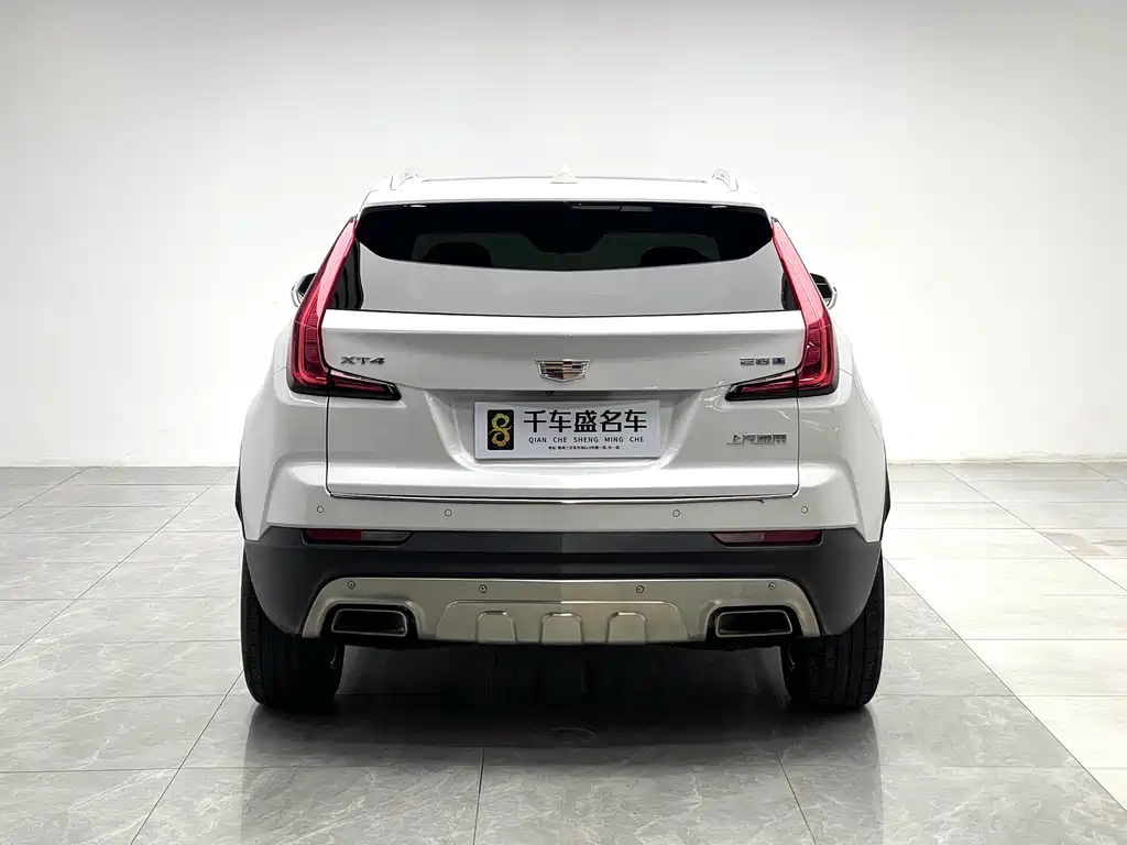 Cadillac XT4 2022 28T