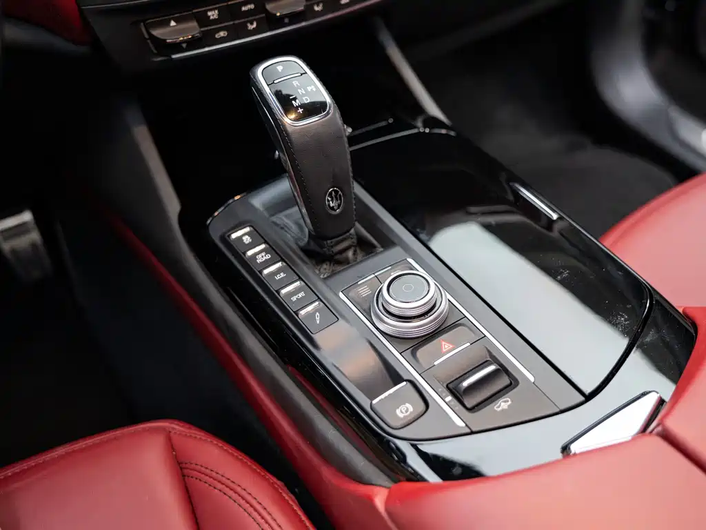 Maserati Levante — миниатюра 14