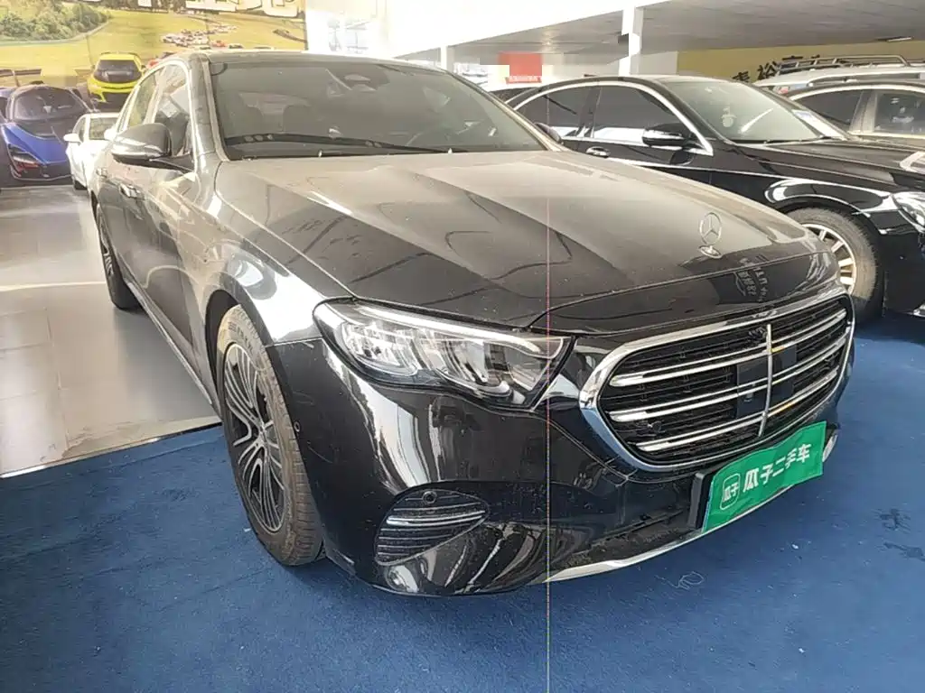 Mercedes-Benz E-Class — миниатюра 4