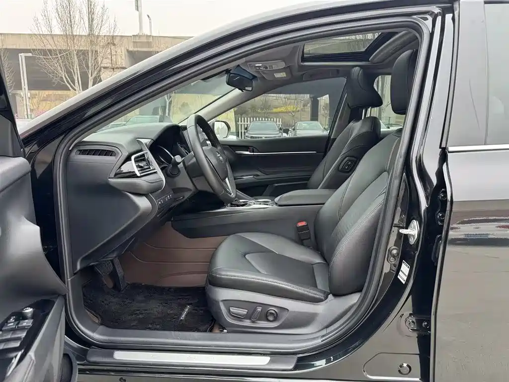 Toyota Camry id 4669233 из Китая 11